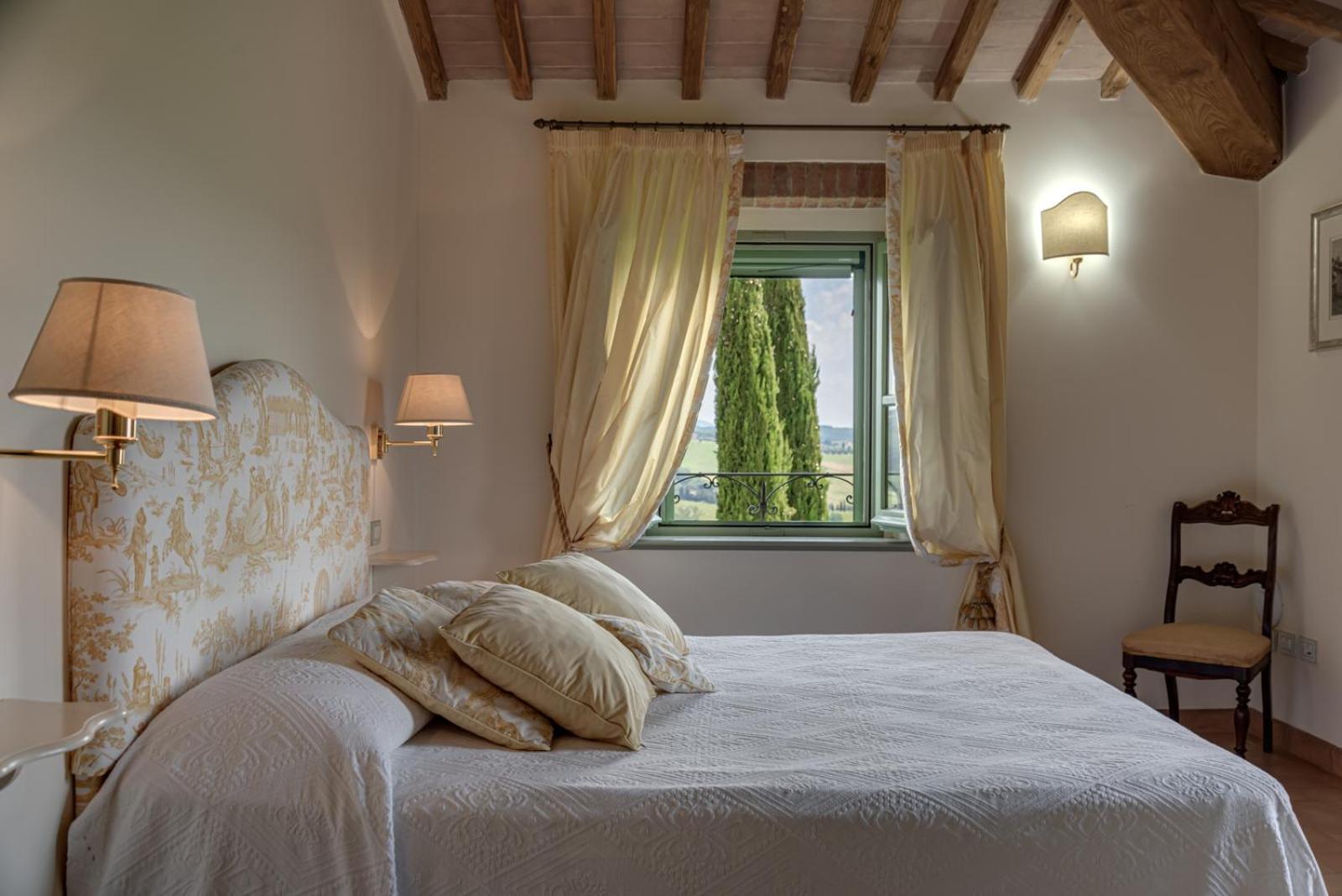 Il Castagno Wine & Farm stay