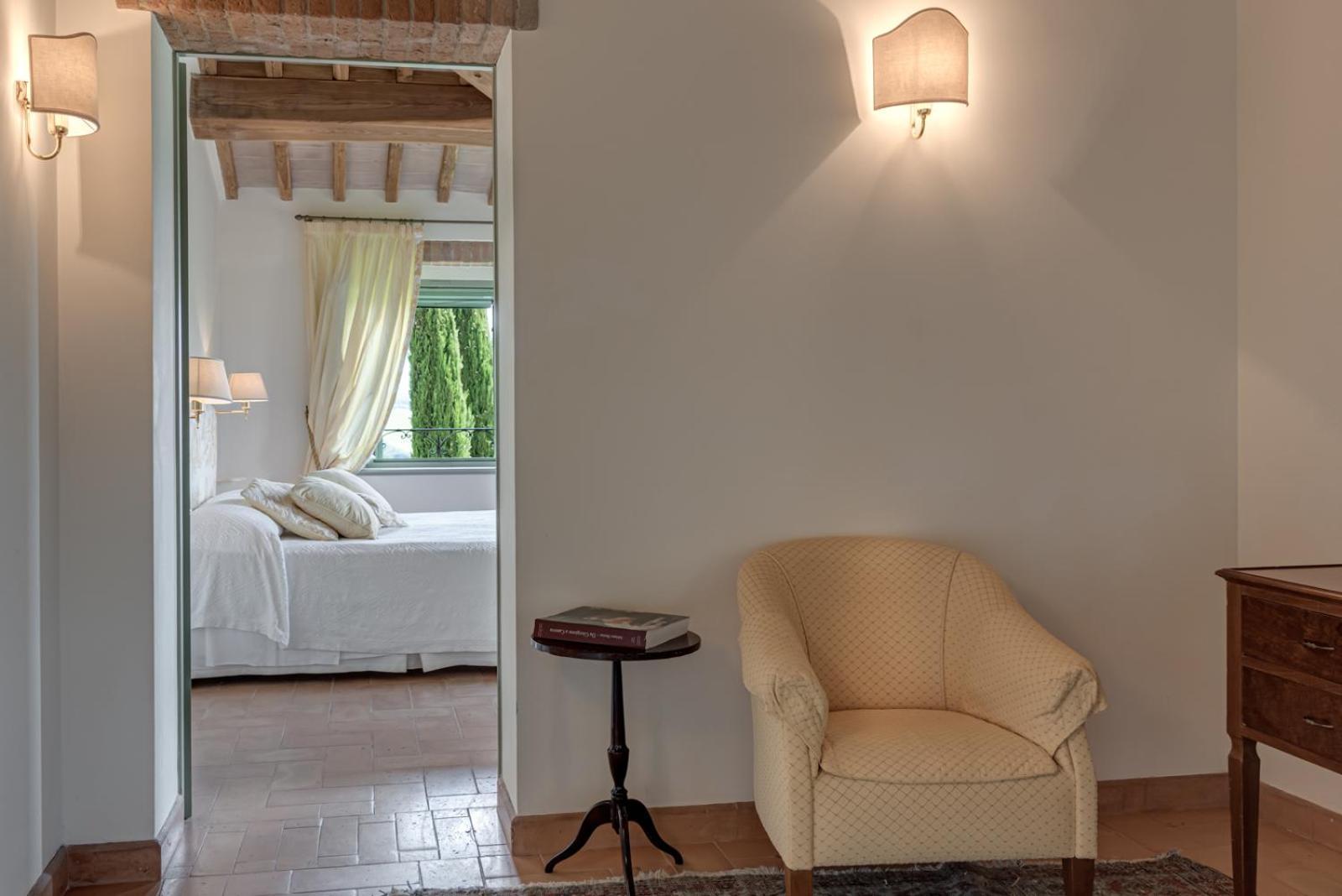 Il Castagno Wine & Farm stay Siena