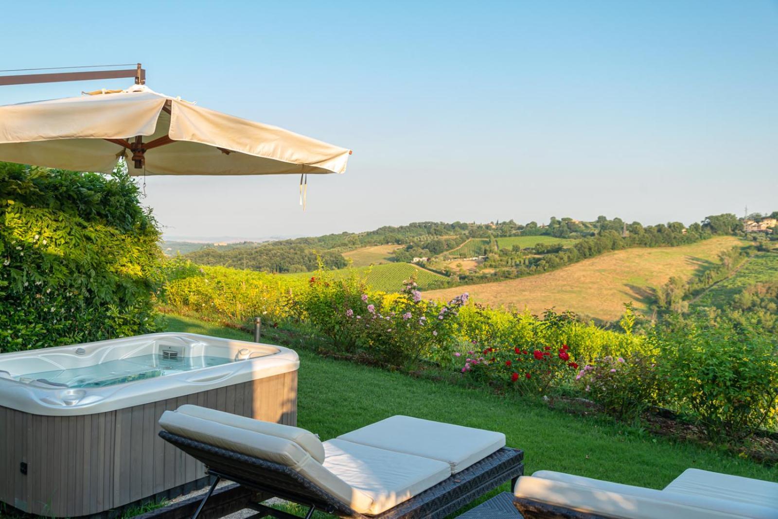 Il Castagno Wine & * Siena