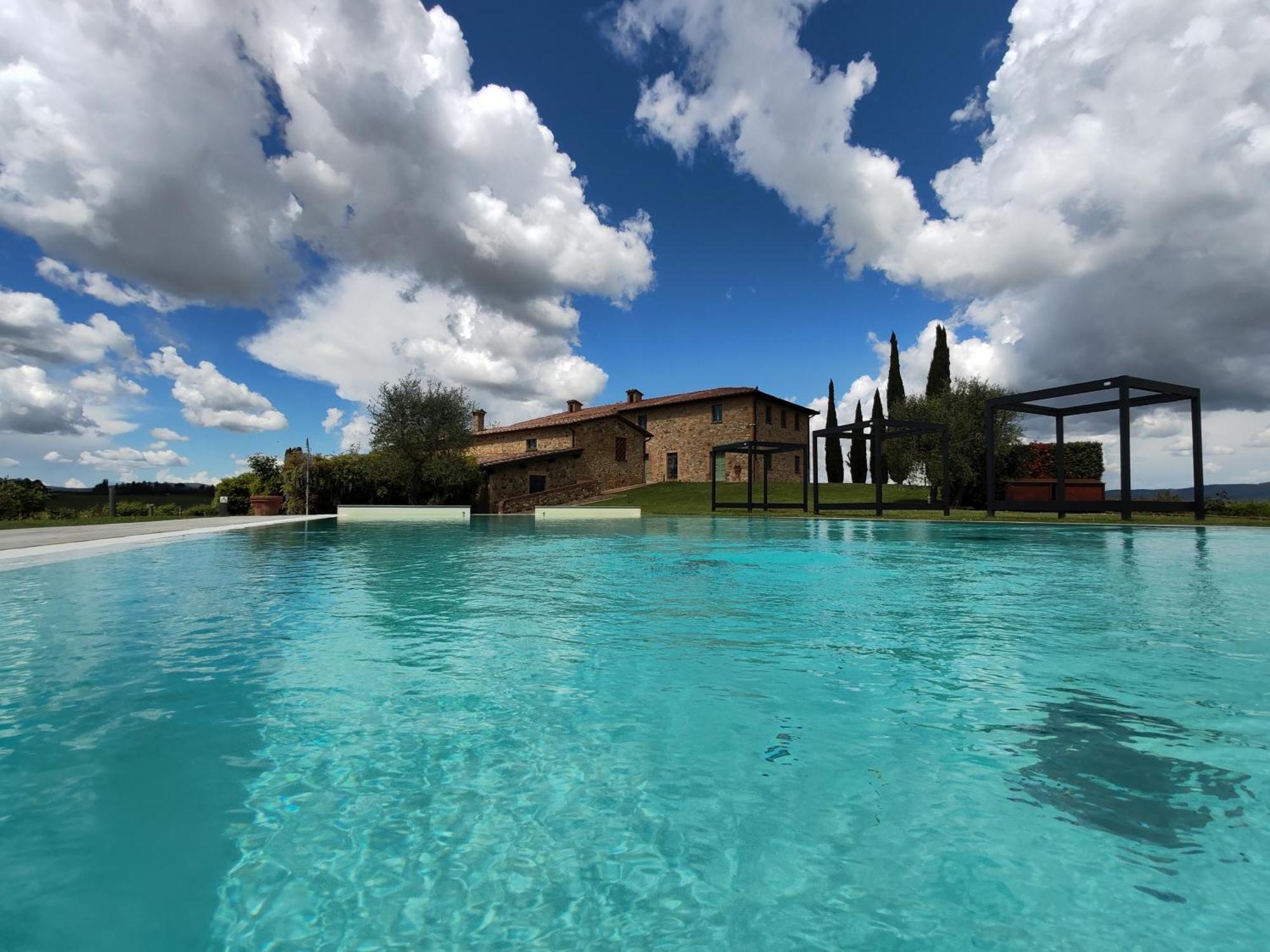 Il Castagno Wine & Farm stay